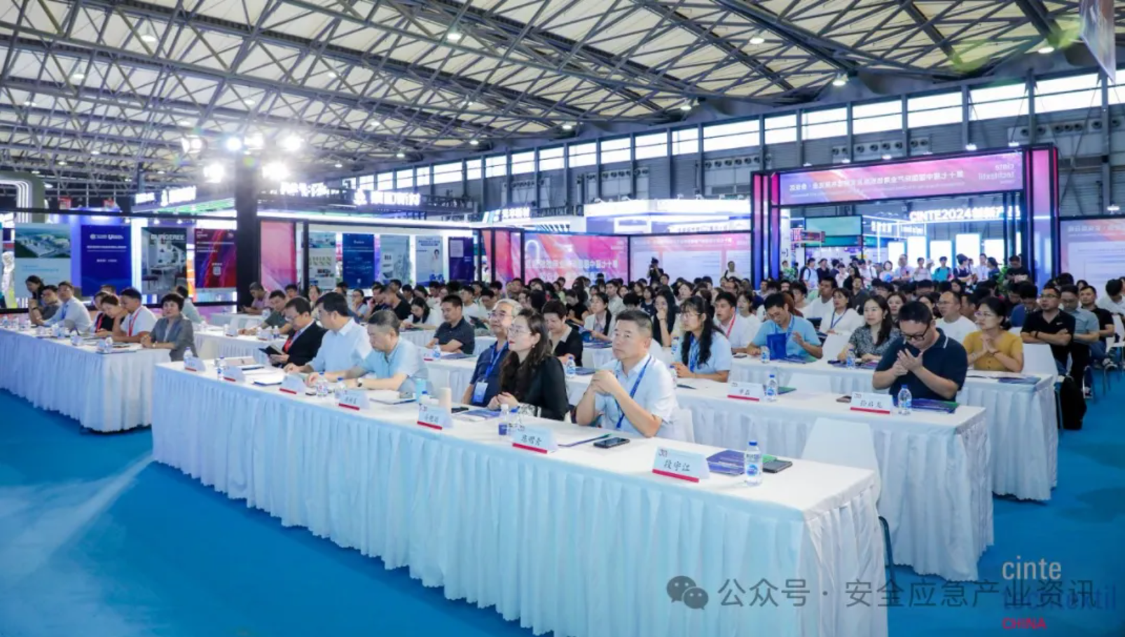 中国应急展组委会专家应邀出席清静防护用纺织质料工业链对接交流会并作交流讲话 新闻资讯 第2张